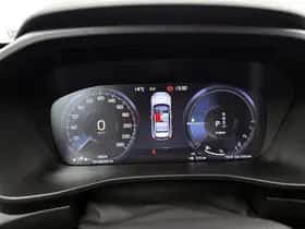 Volvo XC40 (2021) thumbnail 25