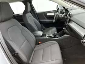 Volvo XC40 (2021) thumbnail 48