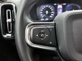 Volvo XC40 (2021) thumbnail 6