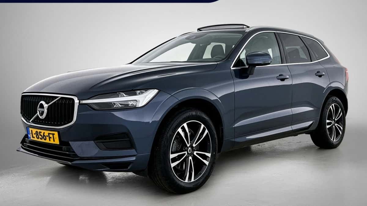 Volvo XC60 (2021) — foto 1