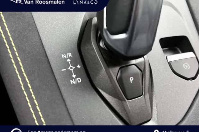 Lynk & Co 01 (2025) thumbnail 6