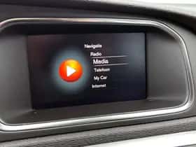 Volvo V40 (2017) thumbnail 33