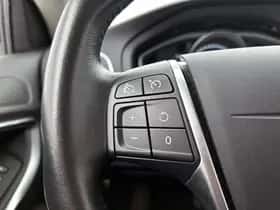 Volvo V40 (2017) thumbnail 6