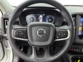 Volvo XC40 (2021) thumbnail 32