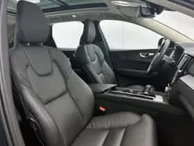 Volvo XC60 (2025) thumbnail 36