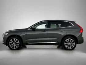 Volvo XC60 (2022) thumbnail 2