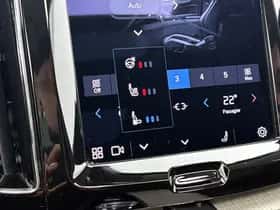 Volvo XC60 (2022) thumbnail 8