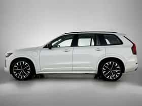 Volvo XC90 (2025) thumbnail 2