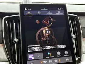 Volvo XC90 (2025) thumbnail 17