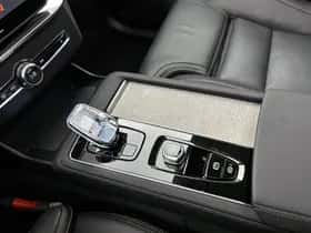 Volvo XC90 (2025) thumbnail 41
