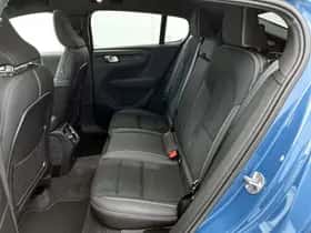 Volvo C40 (2025) thumbnail 32