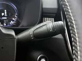 Volvo XC40 (2021) thumbnail 12