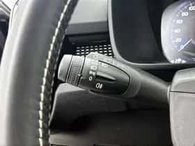 Volvo XC40 (2021) thumbnail 13