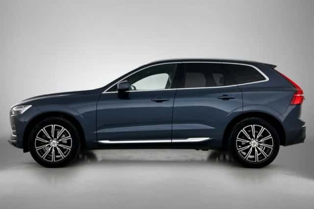 Volvo XC60 (2018) thumbnail 2