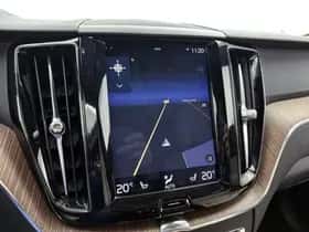 Volvo XC60 (2018) thumbnail 33