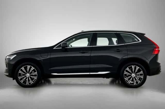 Volvo XC60 (2021) thumbnail 2