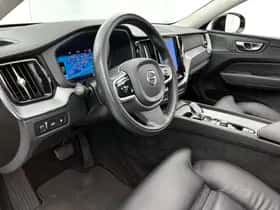 Volvo XC60 (2021) thumbnail 22