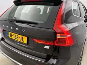 Volvo XC60 (2021) thumbnail 32