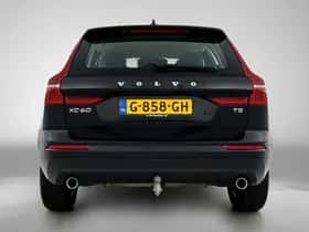 Volvo XC60 (2019) thumbnail 3