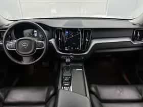Volvo XC60 (2019) thumbnail 22