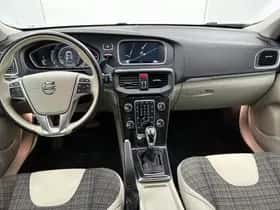 Volvo V40 (2017) thumbnail 18