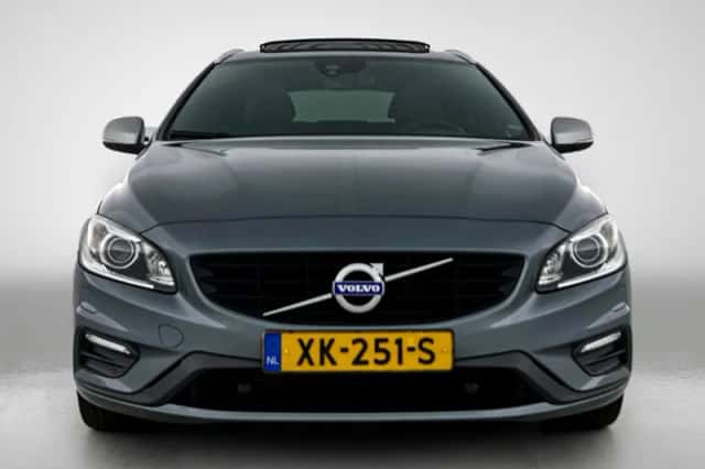Volvo V60 (2019) thumbnail 6