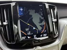 Volvo XC60 (2018) thumbnail 7