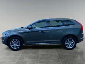 Volvo XC60 (2017) thumbnail 4
