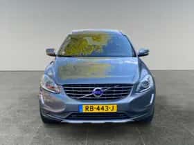 Volvo XC60 (2017) thumbnail 5