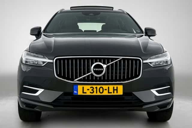 Volvo XC60 (2018) thumbnail 6