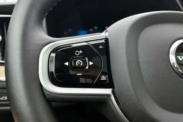 Volvo XC60 (2026) thumbnail 6