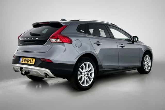 Volvo V40 (2019) thumbnail 4