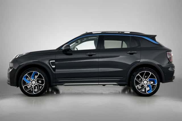 Lynk & Co 01 (2023) thumbnail 2