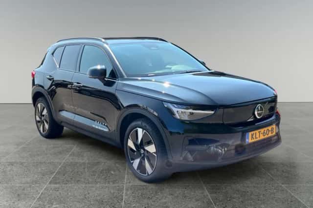 Volvo EX40 (2026) thumbnail 2