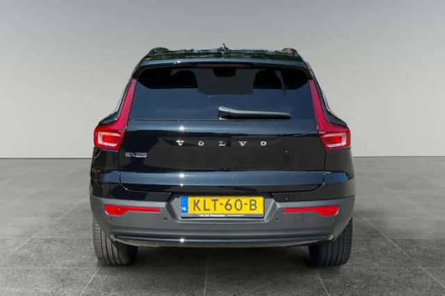 Volvo EX40 (2026) thumbnail 6