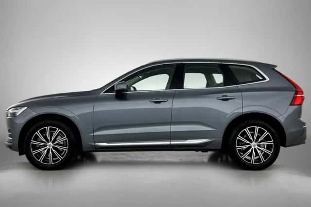 Volvo XC60 (2019) thumbnail 2