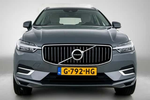 Volvo XC60 (2019) thumbnail 5