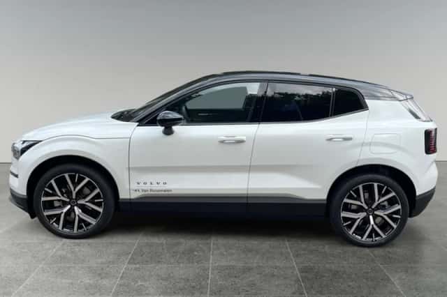 Volvo EX30 (2026) thumbnail 4