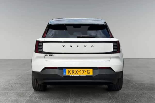 Volvo EX30 (2026) thumbnail 6