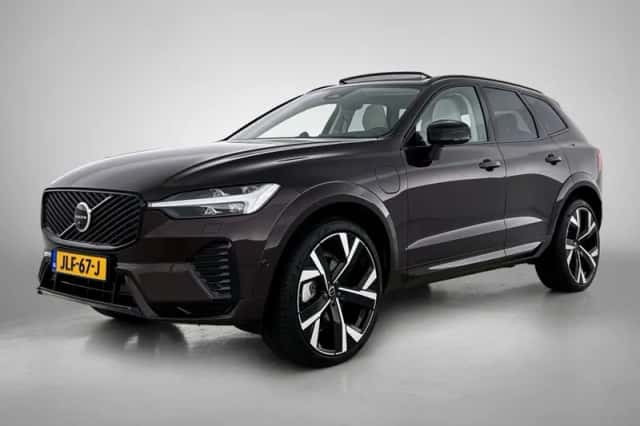 Volvo XC60 (2025) thumbnail 4