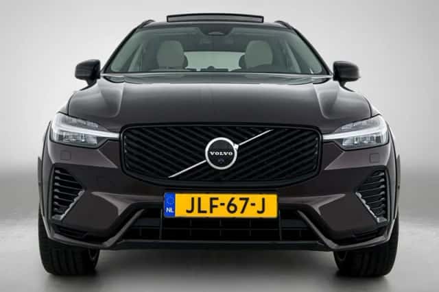 Volvo XC60 (2025) thumbnail 5