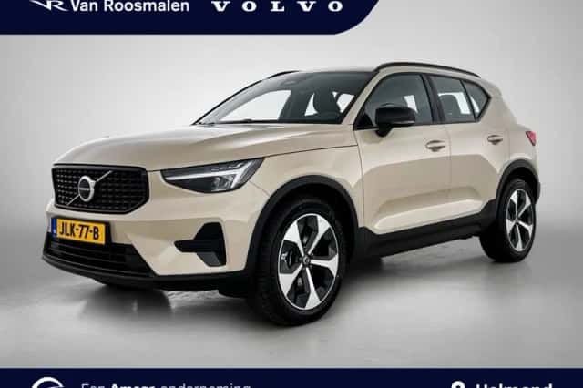 Volvo XC40 (2025) thumbnail 1