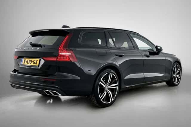 Volvo V60 (2021) thumbnail 4