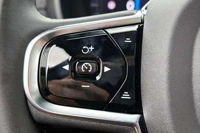 Volvo XC90 (2026) thumbnail 6