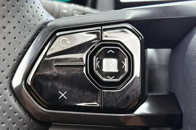 Lynk & Co 08 (2025) thumbnail 6