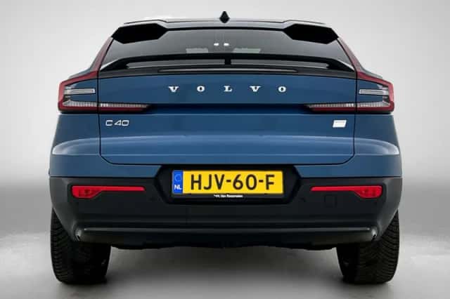 Volvo C40 (2025) thumbnail 3