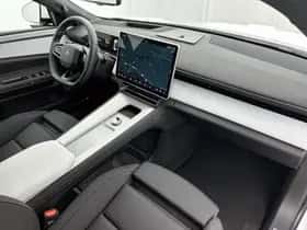 Polestar 4 (2024) thumbnail 19