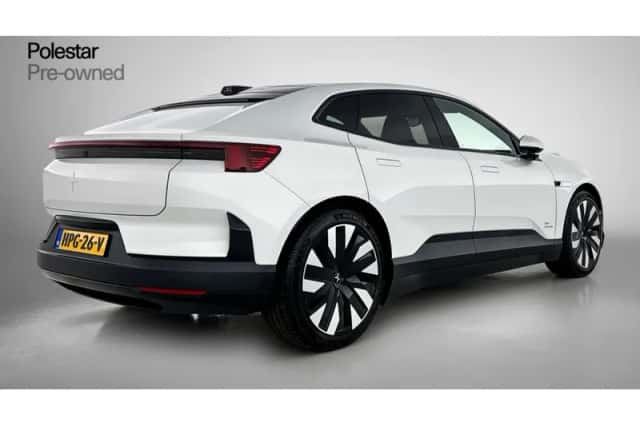 Polestar 4 (2025) thumbnail 5