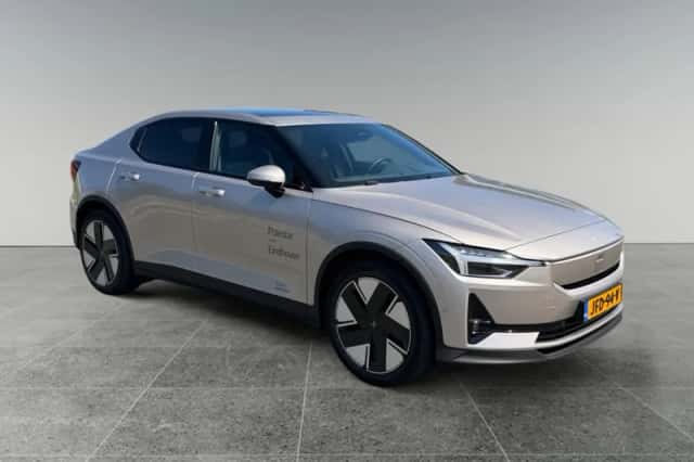 Polestar 2 (2025) thumbnail 3