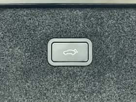 Polestar 4 (2024) thumbnail 18